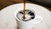 Minum Kopi di Pagi atau Sore Hari Mana yang Lebih Sehat