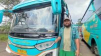 Kiki Sopir Bus Penjaga Nyawa dan Rindu Keluarga